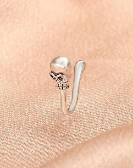 DECOR SILVER SKULL NON-PIERCED NOSE RING product image (3)