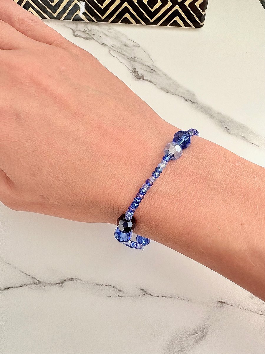 Indigo, Denim & Cobalt Blue Beaded Bracelet | Handmade 7.5" Coastal Charm by Monique Faella Designs™ | MFD-00045 product image (4)