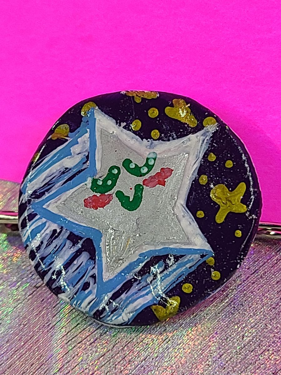Shooting Star Bottle Cap Pin product image (3)