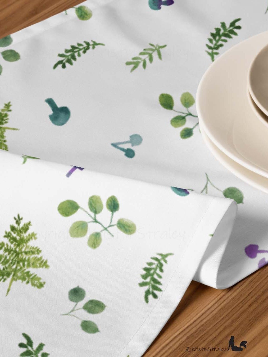 Woodland Ferns & Mushrooms White Table Runner product image (7)