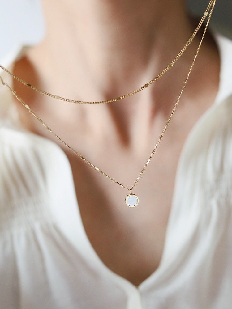 Double-Layer White Shell coin Necklace | 18K Gold Plated product image (3)