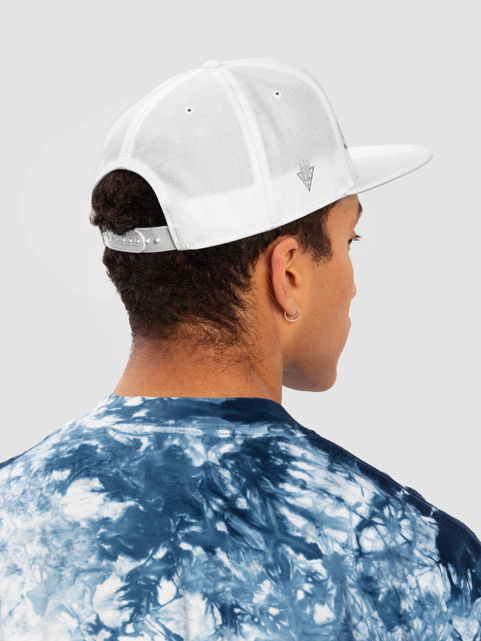 EXCLUSIVE WHITE ILLSKILLZ SNAPBACK product image (8)