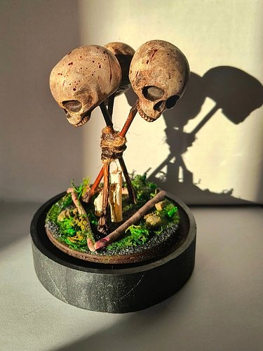 Been grafting on my crafting this week after two successful sales last week of two other totems I haven't even posted on here...