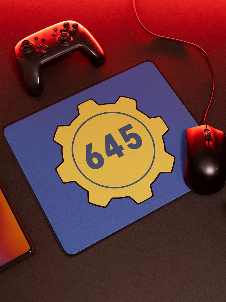 Vault 645 Gaming Mouse Pad product image (1)