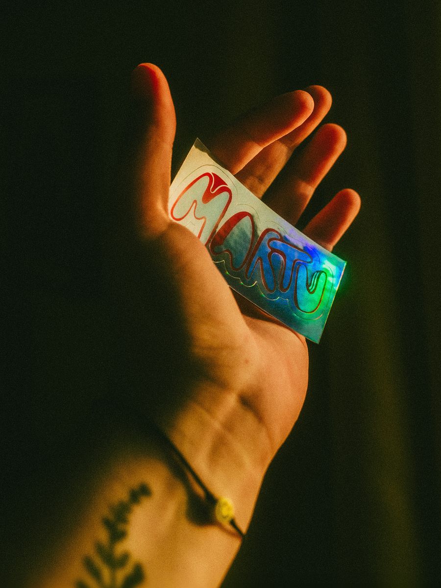 holo martu sticker product image (1)