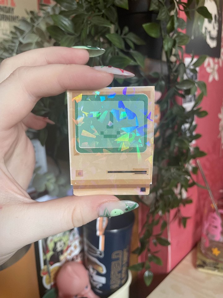 Holographic Pc product image (1)