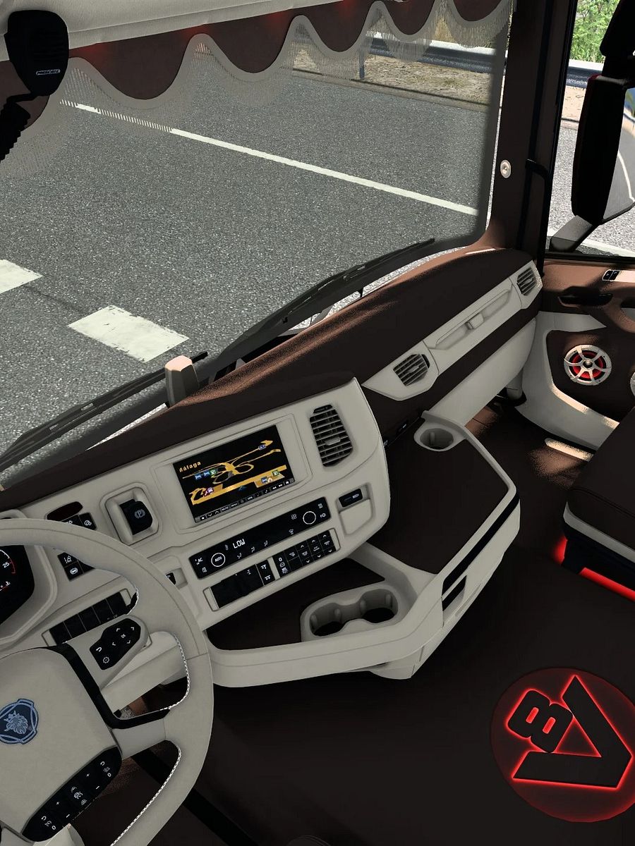 13Variants InteriorPack Normal cabin S&R product image (4)