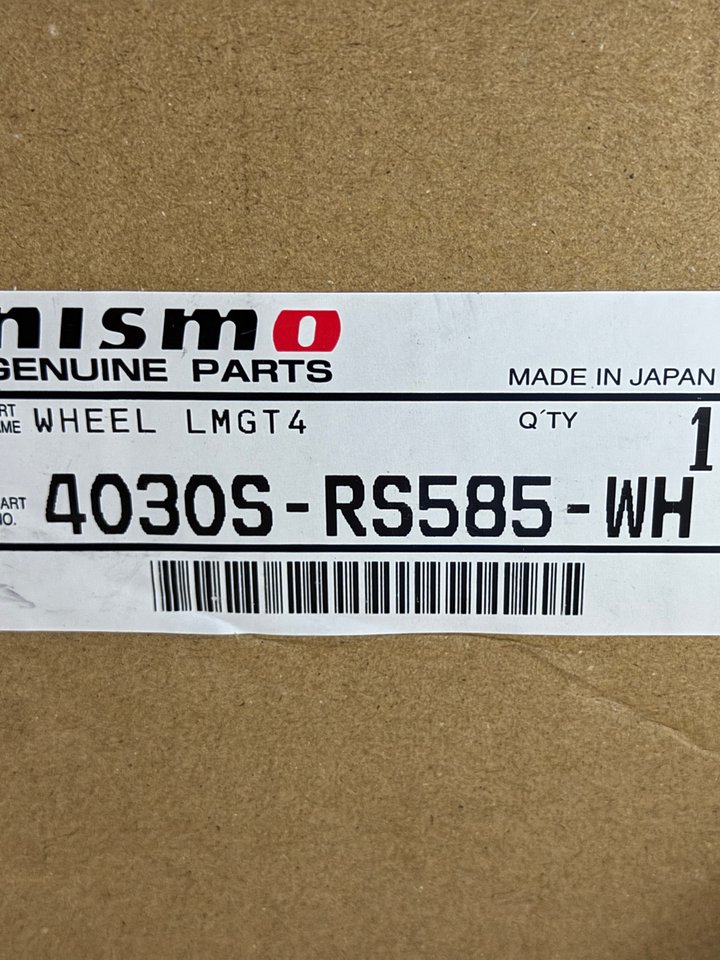 Nismo LMGT4 Anniversary Wheels White - 5x114.3 (New) product image (2)