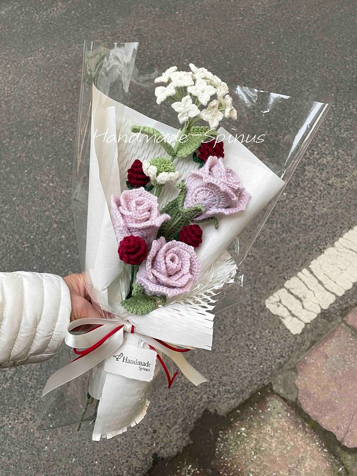 Pink Rose Thousand Day Red Crochet Knit Bouquet product image (2)