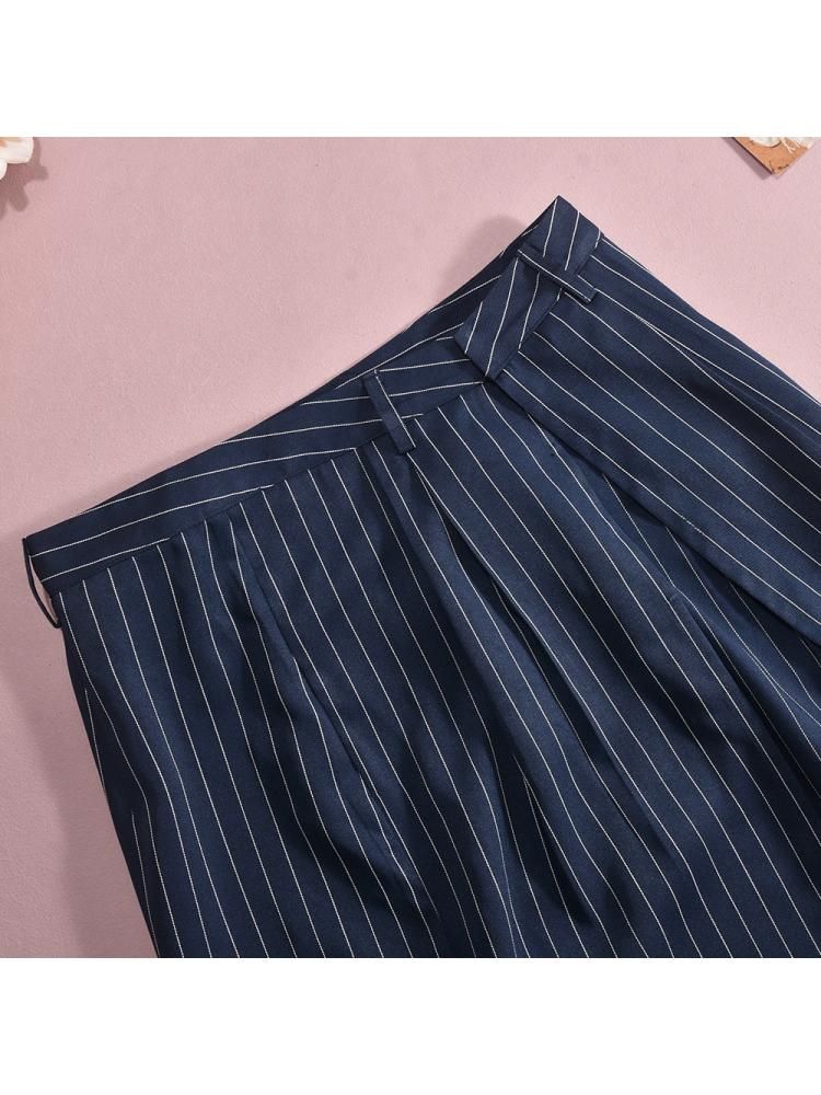 Pinstriped skirt product image (5)
