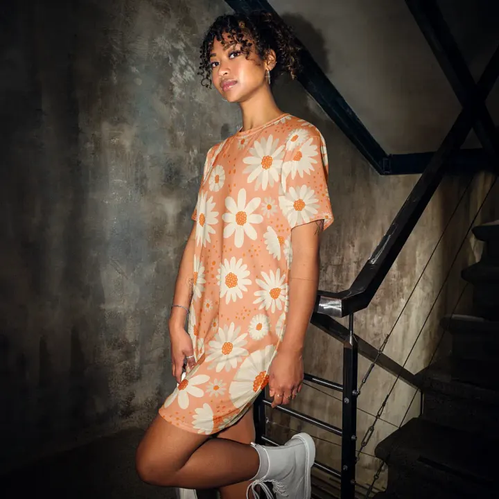 Tizzy Dress product image (1)