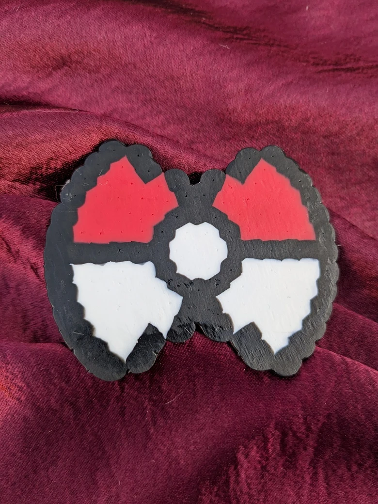 Pokeball Perler Bow product image (1)