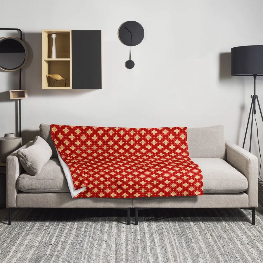 Elegant Red & Cream Seamless Patterned Throw Blanket product image (1)