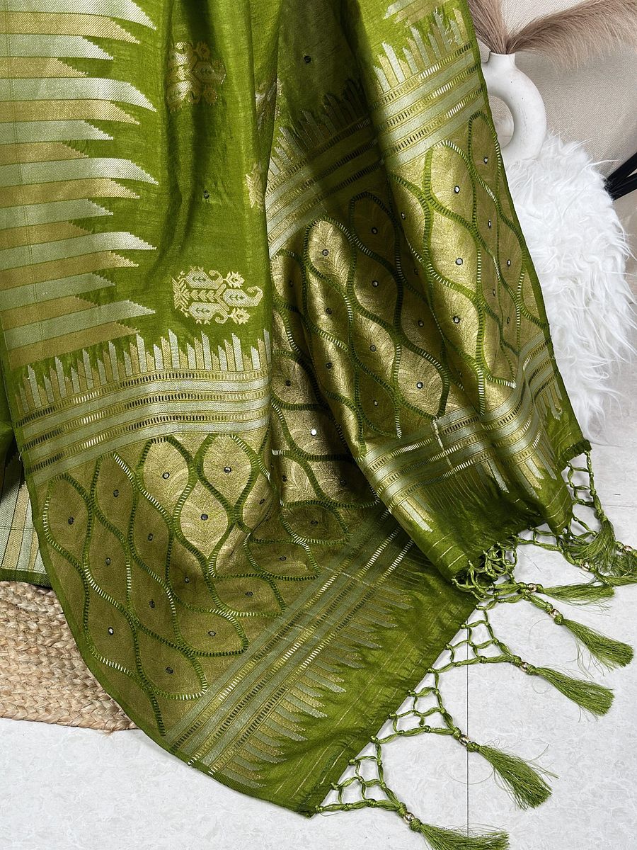 festive beauty with Richness of jacquard and Minakari weaving blouse product image (3)