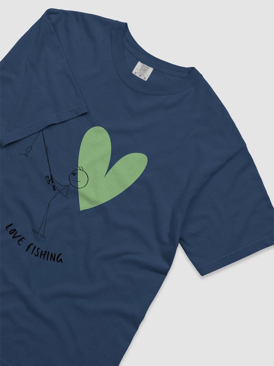 Love Fishing Heart Cartoon Heavyweight T-Shirt product image (35)
