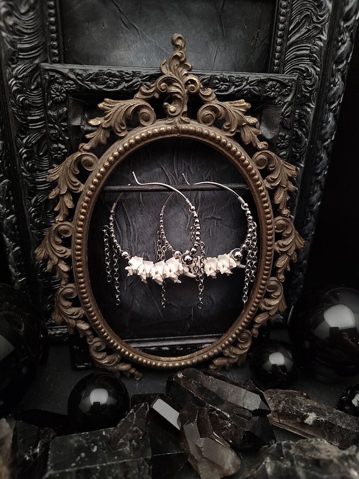 Earrings Bone Vault - Vert Fringe Flow product image (1)