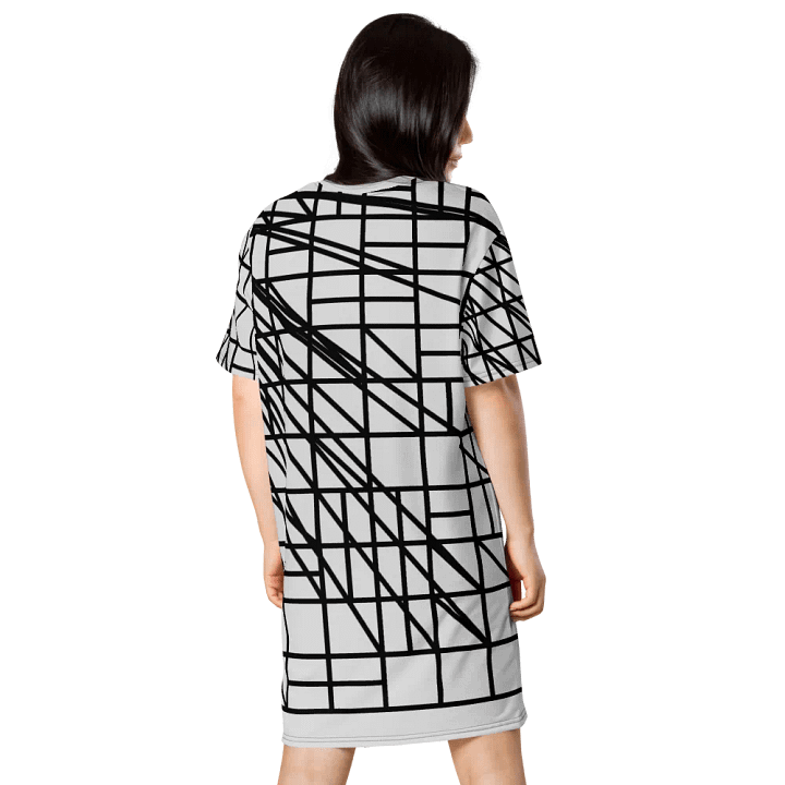 Shatter the Cube Geometric Grid T-Shirt Dress product image (2)