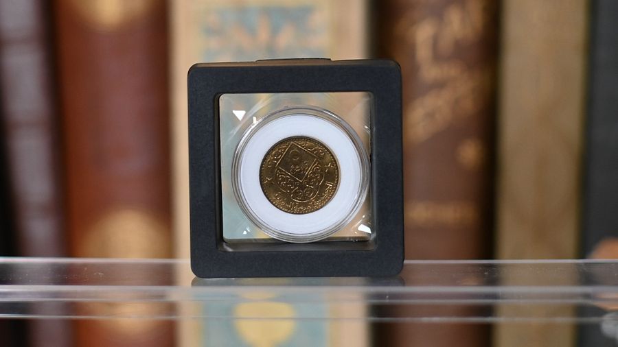 خمسة قروش سورية (فرنك) بمظهر الذهب 1979 product image (4)