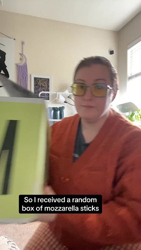 So @madmutz sent me mozzarella sticks…think we should try them out today? 👀 🧀 see you today (10/30) on Twitch at 4pm pacific!...