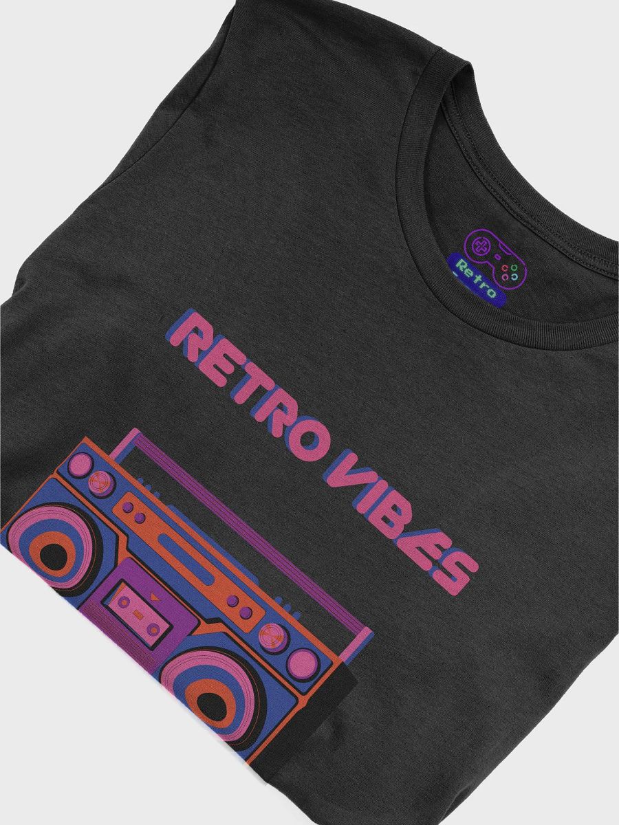 Retro Vibes - Radio T-Shirt product image (5)