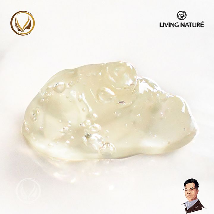 Gel dưỡng ẩm, kiểm soát nhờn Living Nature Hydrating Toning Gel 120ml product image (2)