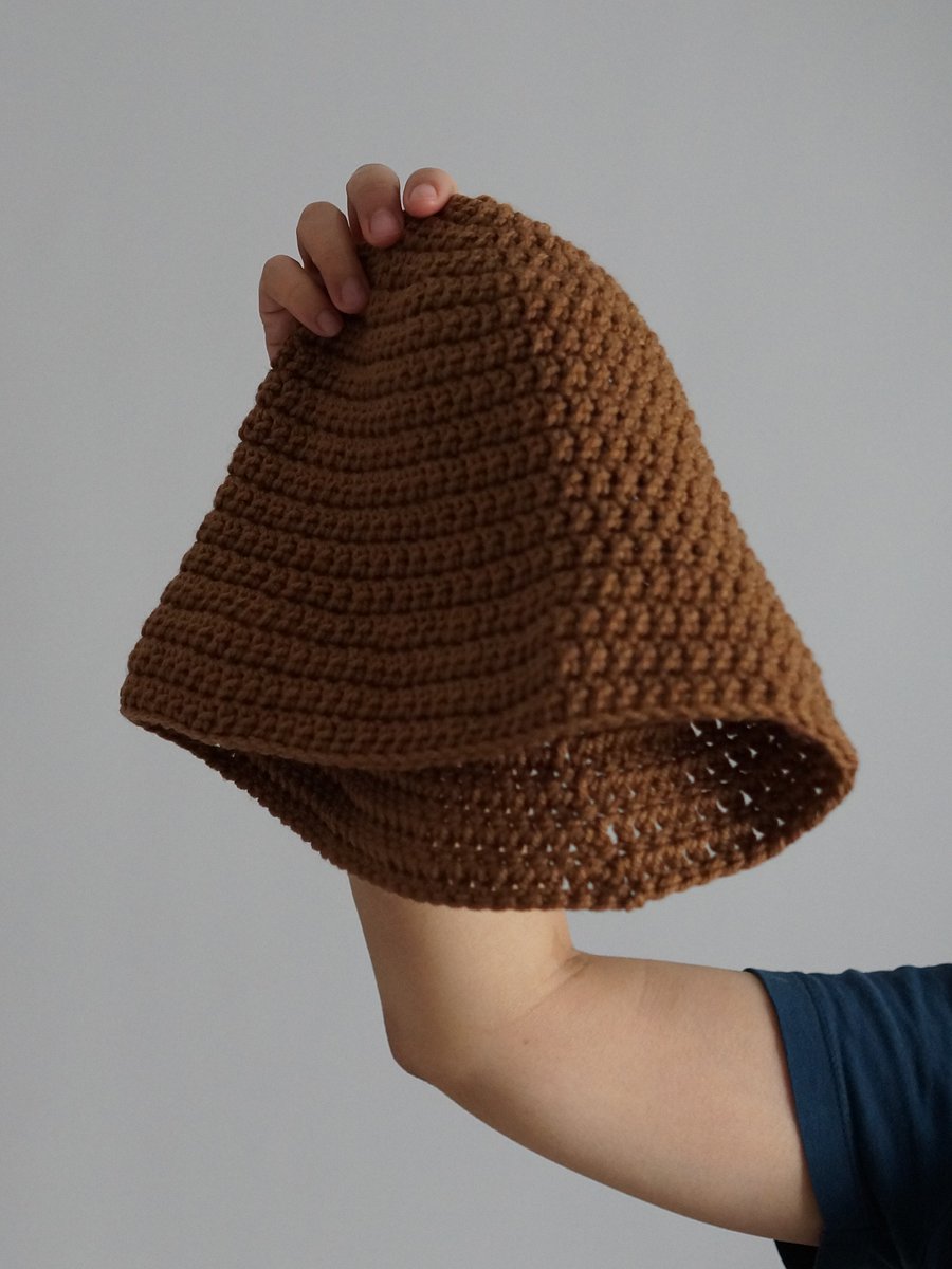 Double crochet bucket hat pdf pattern product image (2)