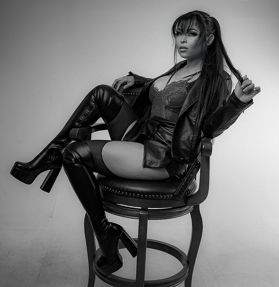 Mistress 26 product image (1)