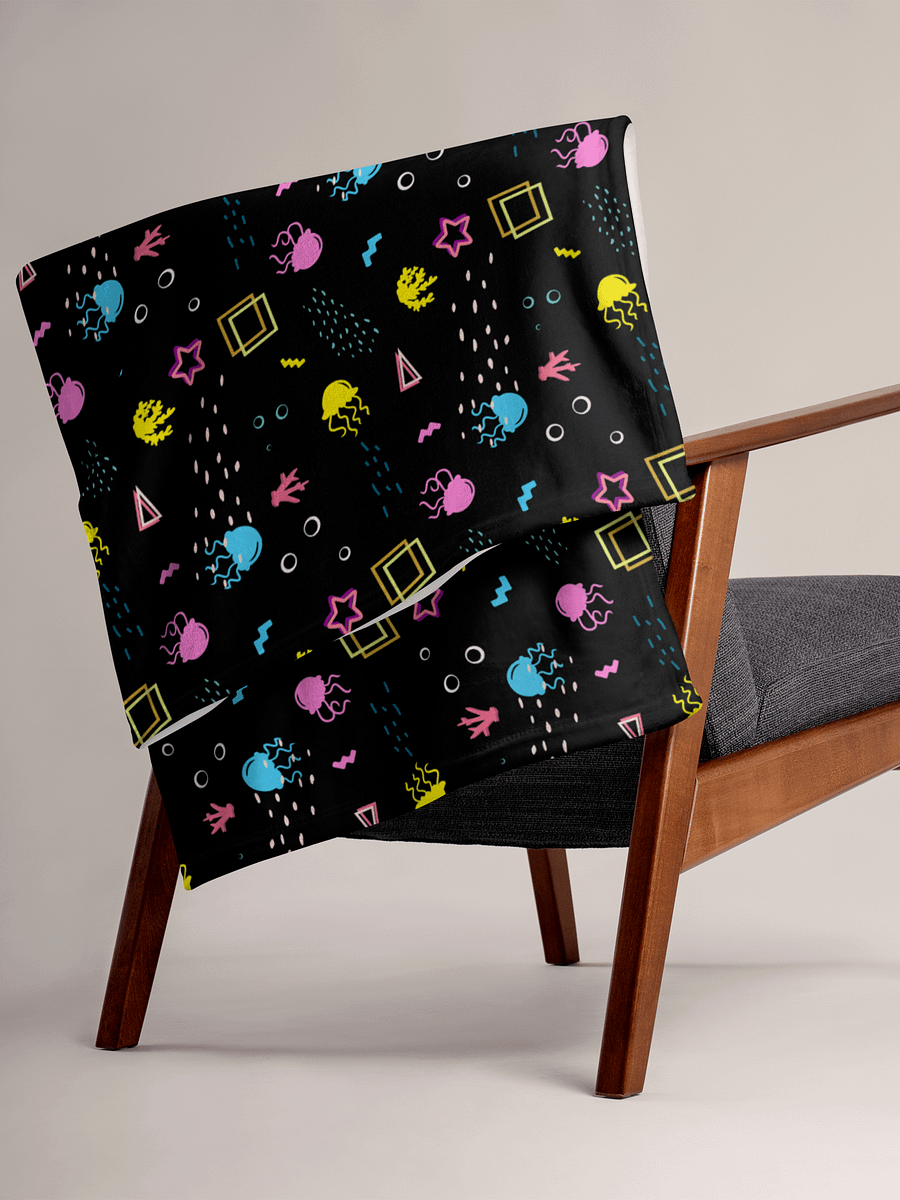 Shifty Seas dark pattern fleece throw blanket product image (1)