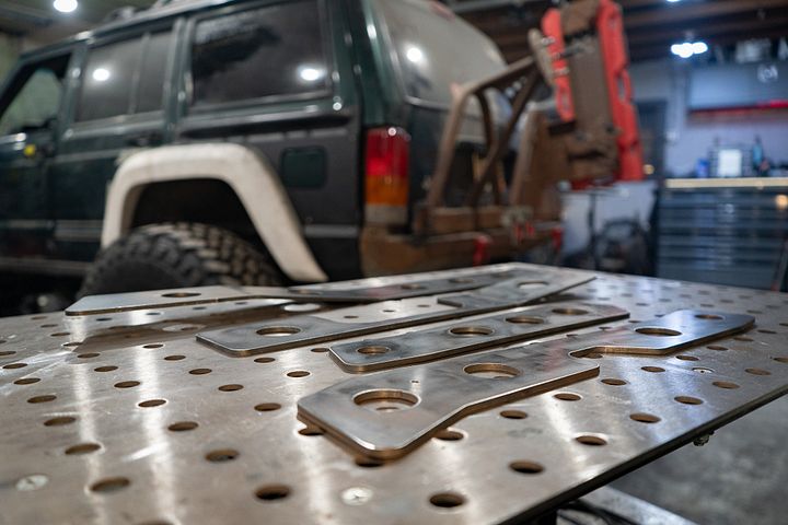 Jeep Cherokee XJ Rear Inner Stiffener Set product image (2)
