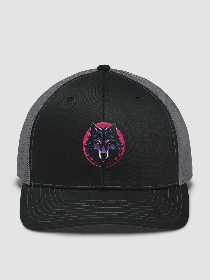 Trucker Hat with Wolf Embroidery - Stylish & Versatile Headwear product image (1)