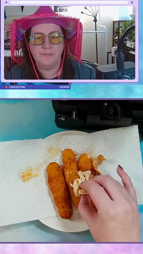 These cheese sticks from @madmutz are *wild* - I can CROCHET THE CHEESE PULL #madmutz #cheese #crochet