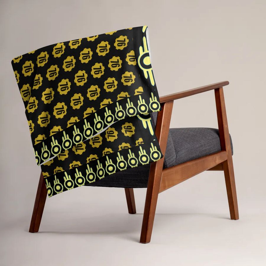 Vault Tec Vault 76 Welcome Throw product image (15)