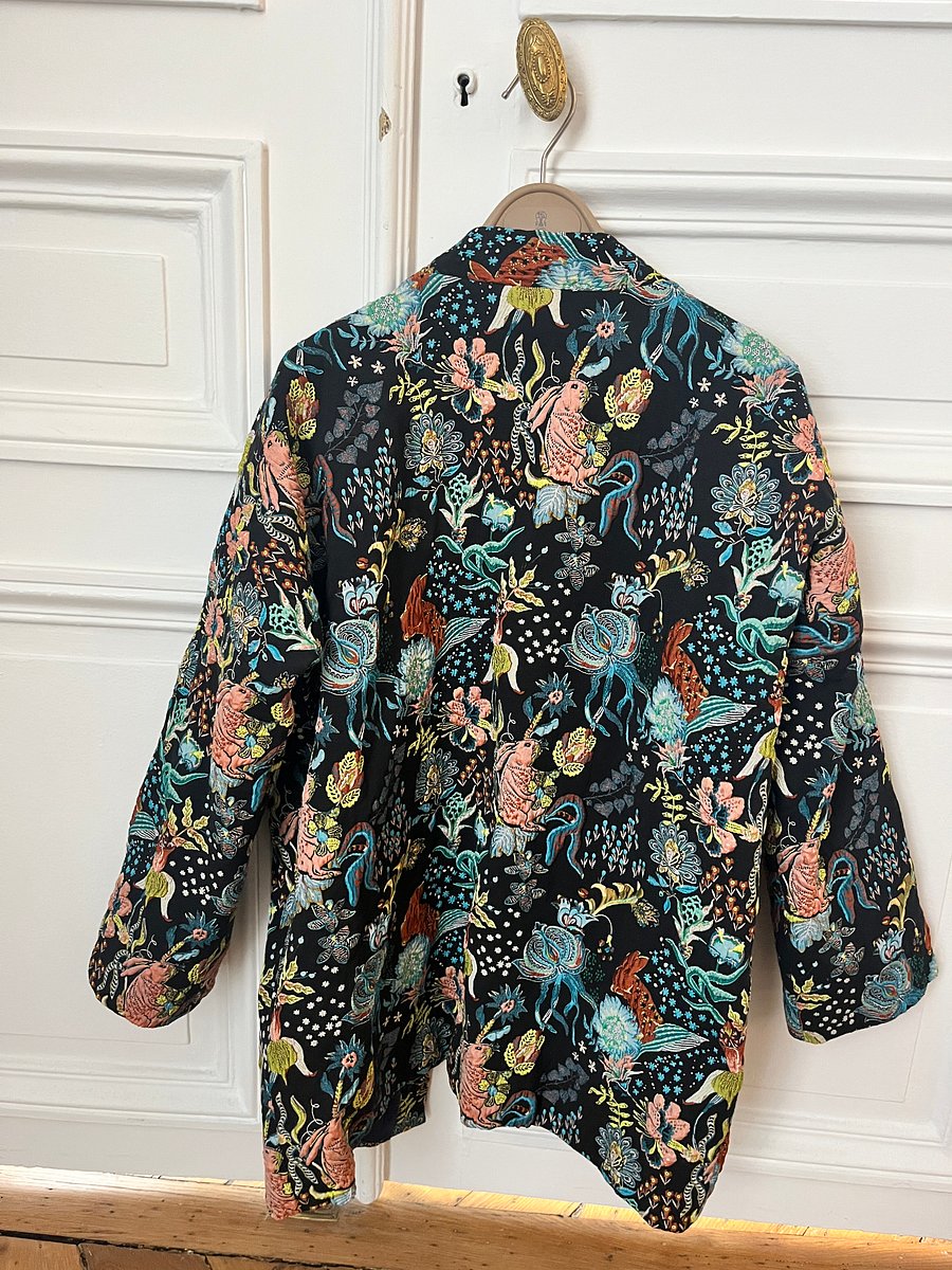 PRE-ORDER: Enchanted Garden Blazer - Regular Fit product image (2)