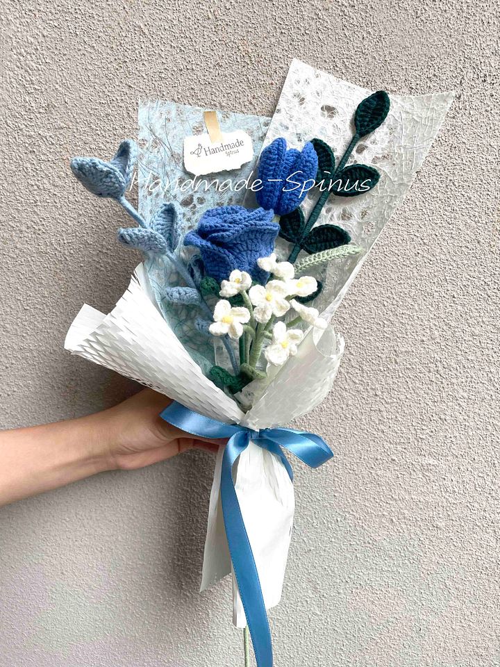 Springtime Blue Language Crochet Knit Bouquet product image (2)