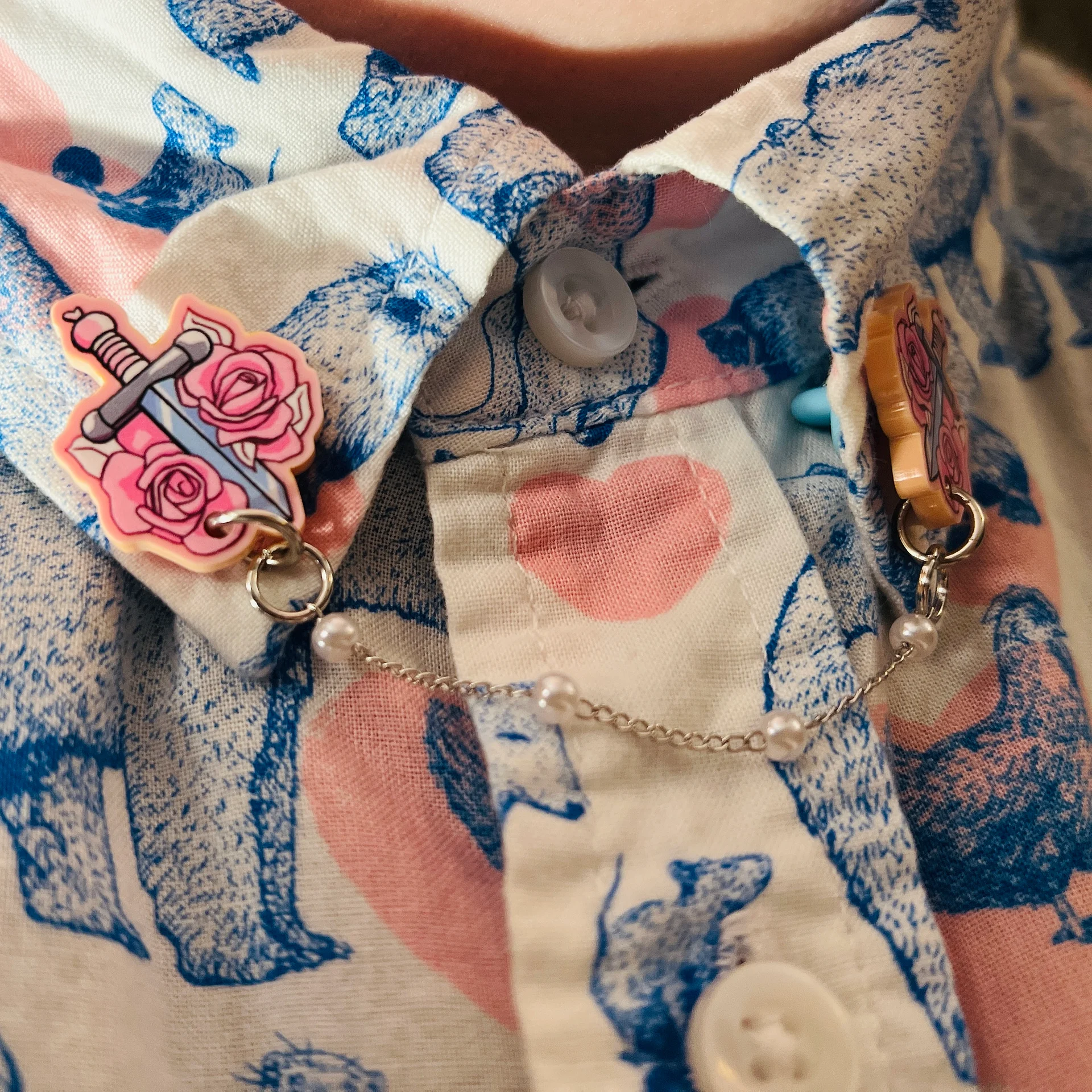 Sword and Roses Collar Pin Set product image (3)