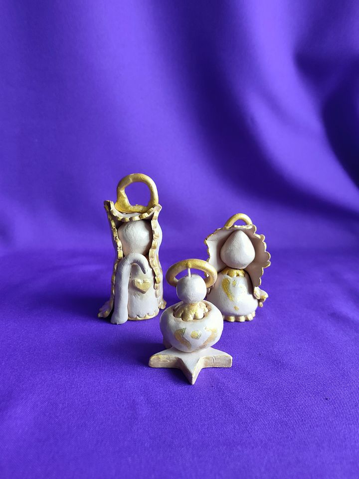 Conjunto presépio dourado de 3 peças, feita à mão, Sagrada Família elegante, decoração de Natal product image (2)