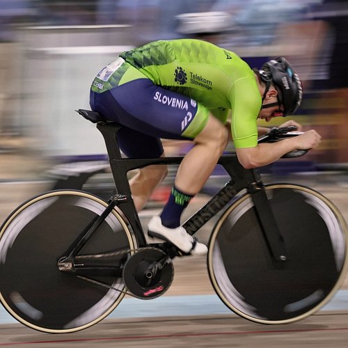 Our one and only @zan.lopatic in full send while priming  for next event at @uec_cycling 🇪🇺 European champioship 2025 for jun...