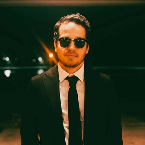 Dressed like I've got a secret mission... But really I just showed up for the vibes