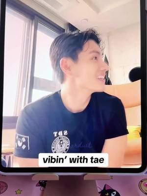 (V)ibin’ with Tae ✨ watching this live for the 3rd time bc the vibes are immaculate. immediate bangtantonin booster. #v #taehyung #bts #bangtan #btsarmy #vedit #taehyungedit #btsedit 