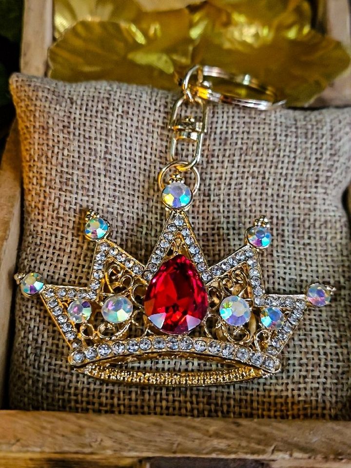 The Armored Kingdom Ruby Red Crown Keychain product image (1)