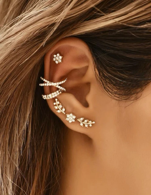 5PC RHINESTONE GOLD LEAF DECOR EARRING & NON-PIERCED EAR CUFF product image (1)