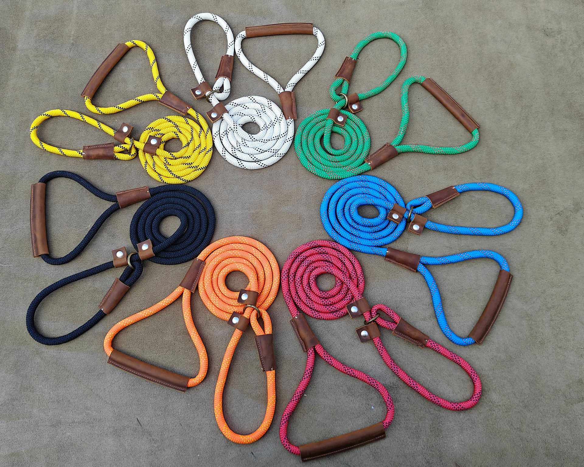 MEEBOY Handmade Strong Heavy Duty Rope No Pull Training Lead Leashes with Durable Leather Handles,Reflective Dog Training Lead for Large Medium and Small Dogs product image (4)