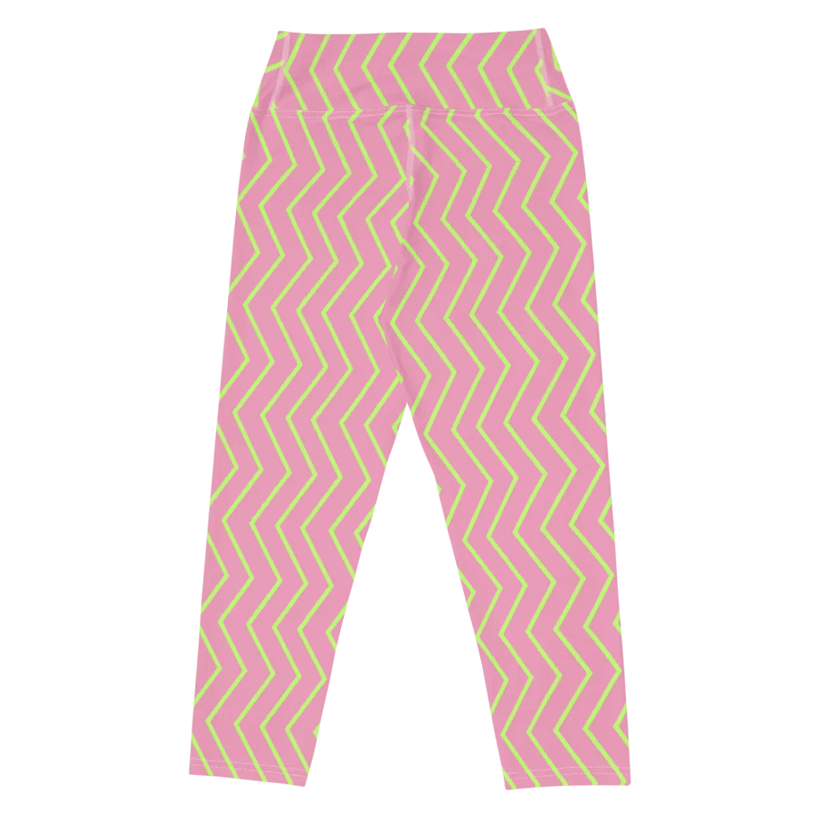 Zigzag Zest Yoga Capri Leggings product image (7)