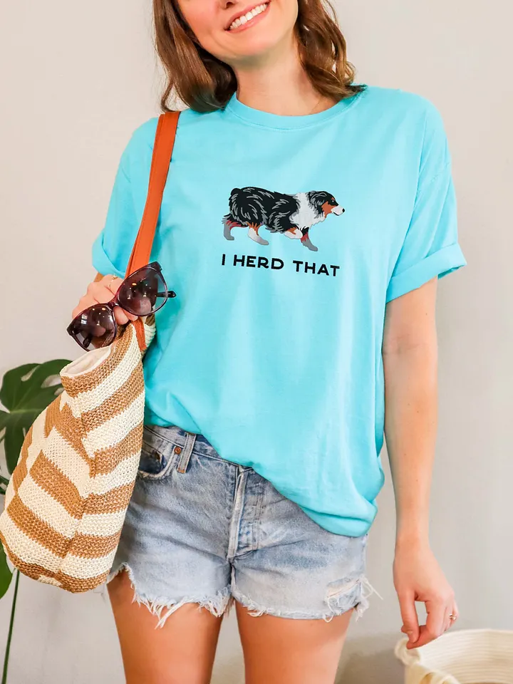 I Herd That T-Shirt(Embroidered) of an Australian Shepherd(Tricolor) product image (2)