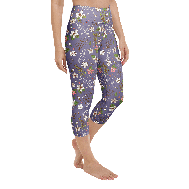 High-Waisted Floral Yoga Capri Leggings – Women’s All-Over Print Activewear product image (2)