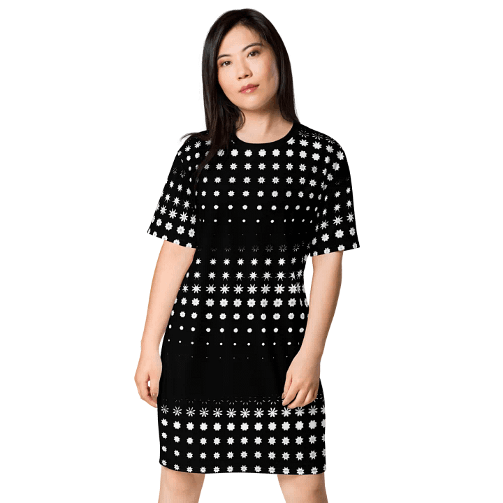 Abstract Black and White Flowers T Shirt Dress product image (2)