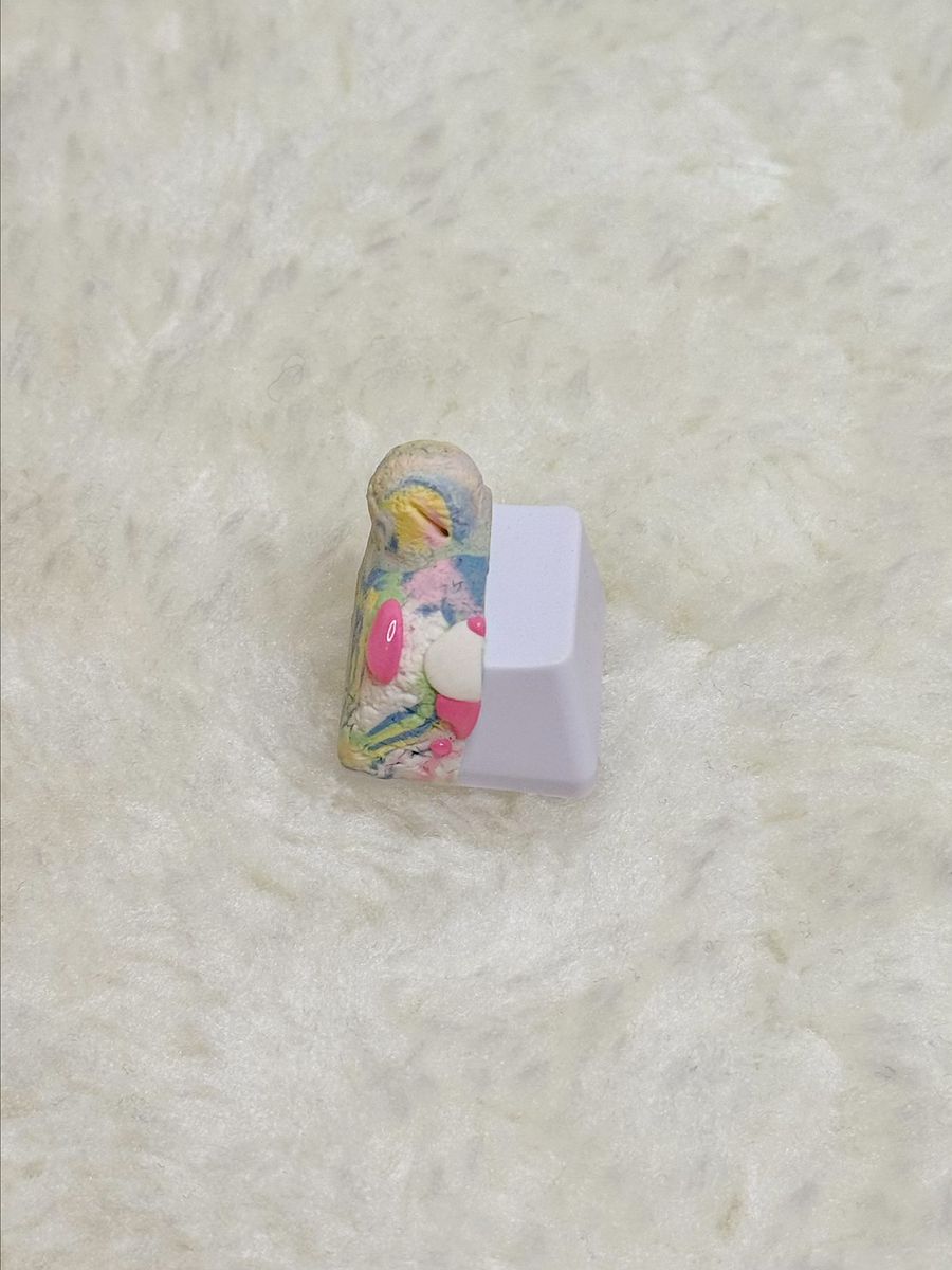 Tie Dye on White Gloomy Bear Keycap product image (1)