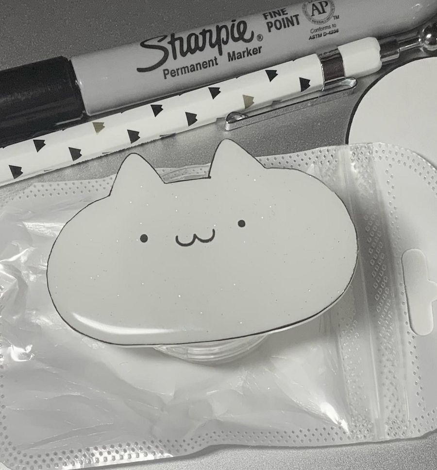 OC phone grips- original characters animal artwork product image (4)
