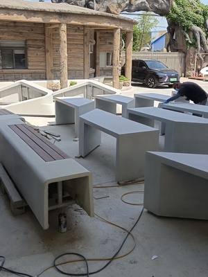 See How Park Benches Are Made and Installed! #landscape #concrete #bench #art #decorate