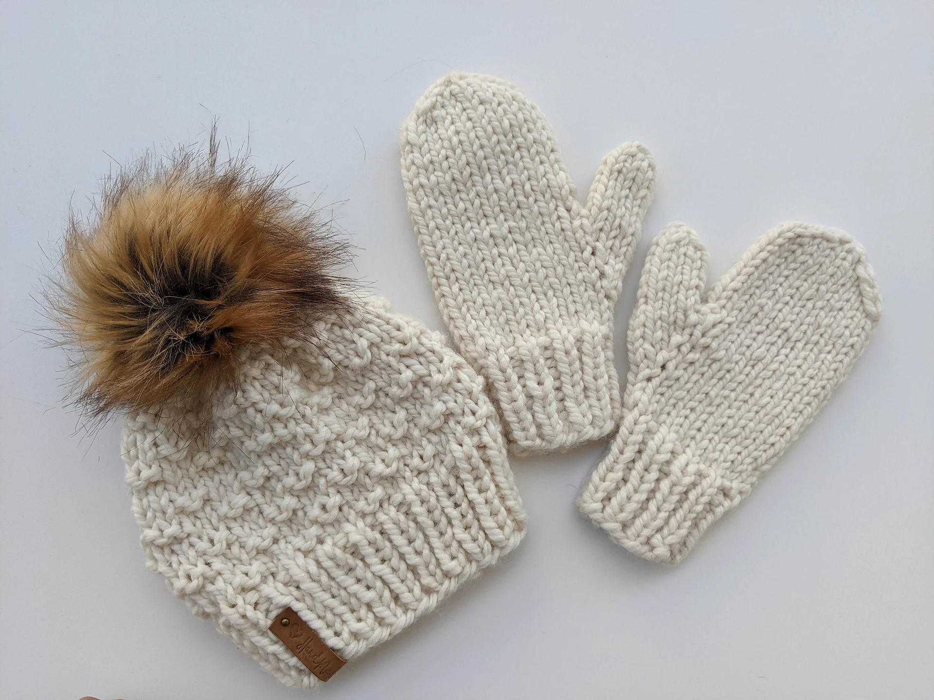 Raindrops Bulky Hat Knitting Pattern product image (6)